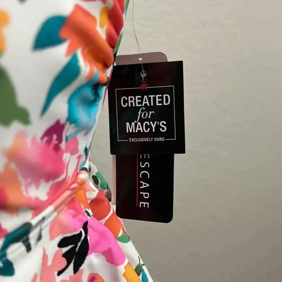 Island Escape Swim Top - Picture 3 of 4